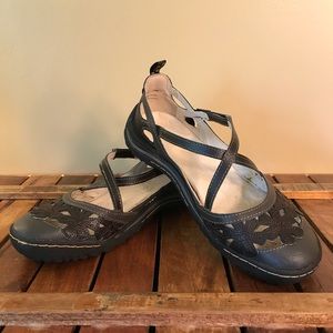 Jambu Peony Mary Janes